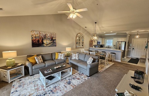 Central Myrtle Beach Condo | Snow Bird opening! Nov - Feb in Central Myrtle, 2BR Condo on Golf Course!