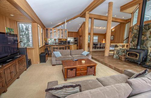 Alpine Meadows House | Snow Crest By Hauserman Rentals