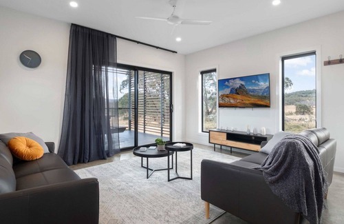 Hill Top Cabin | Snow Gums Retreat Eco Retreat