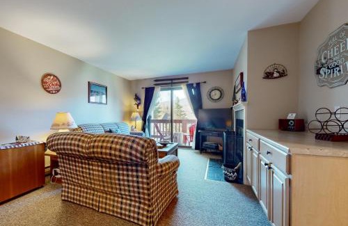 West Dover Apartment | Snow Mountain Village 13F