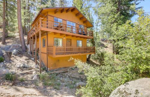 Arrowbear Lake House | Snow Valley Hideaway Arrowbear Lake Retreat