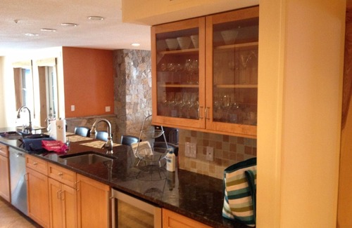 Killington House | Snowberry Hill, 5 bedroom, Private Luxury Ski Home on Killington Mtn, sleeps 12