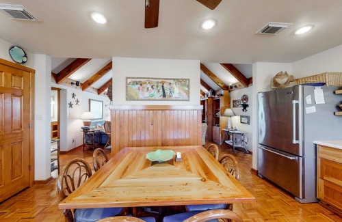 Plantation House | Snowbird-friendly beachfront home with a pool, tennis, washer/dryer, fireplace