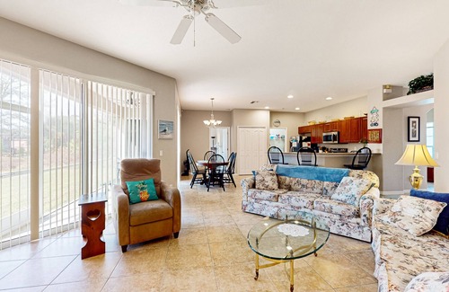 North Port House | Snowbird-friendly oasis with lanai, grill, W/D & lush yard - near golf & beaches