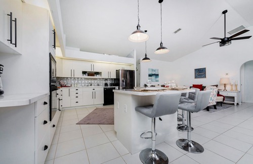 Port Charlotte Villa | Snowbird Jan Feb 2026 open luxury waterfront pool villa.