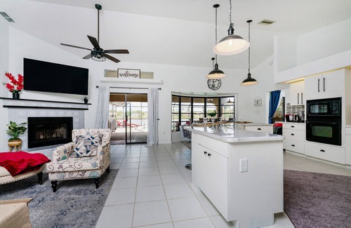 Port Charlotte Villa | Snowbird Jan Feb 2026 open luxury waterfront pool villa.
