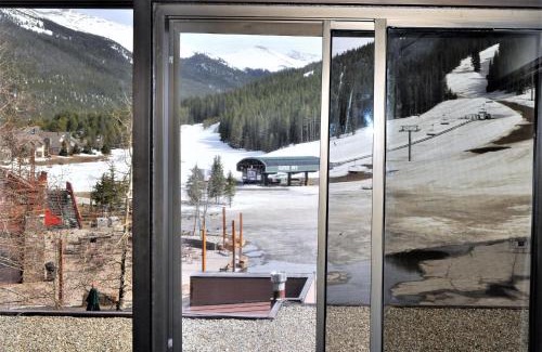 East Village at Copper Apartment | Snowflake 1 Bed plus Den 2 Bath SFAF