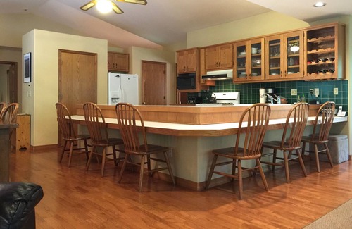 Glacier Ski Chalet | Snowline Cabin #29 - An Ultra Custom Family Vacation Home!