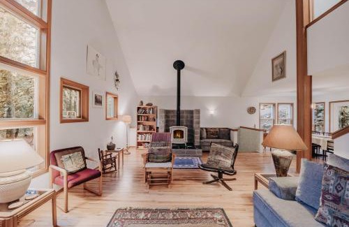 Whatcom County House | Snowline Cabin #51 - Ping Pong - Fireplace - Wi-Fi
