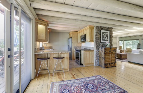 Snowmass Village House | Snowmass Home w/Hot Tub, Fireplace, & Mtn Views!