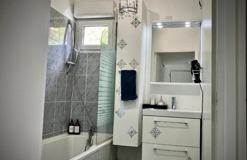 Chelles Apartment | Snowqueen Hotel Apartment Paris-Disney
