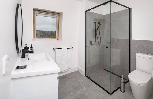 Avonside Apartment | Snowy Mountain Farmstay