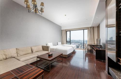 Haizhu Apartment | Snug Gaokong Jiangjing Hotel