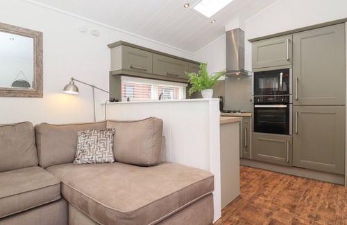 Troutbeck Bridge Cottage | SNUGGLEDOWN, pet friendly, character holiday cottage in Windermere