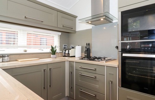 Troutbeck Bridge Cottage | SNUGGLEDOWN, pet friendly, character holiday cottage in Windermere
