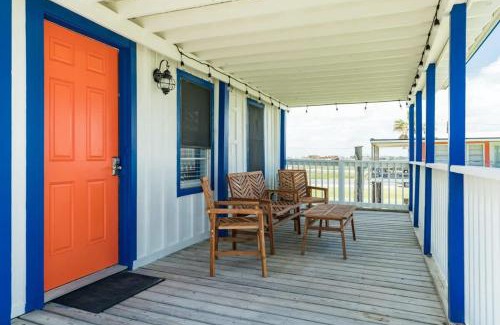 Surfside Beach House | So Cute Sun & Salt Beach Bungalow