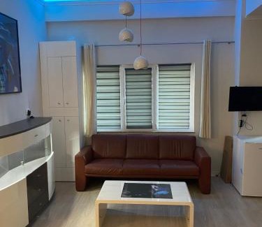 Onesti Apartment | So Good Studio