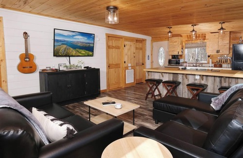 Sevierville Cabin | Soak with a View! - Angel Eyes View