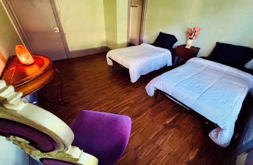 North Central Bed & Breakfast | Sober Living in Pink Cloud with breakfast in superb Pasadena with WiFi