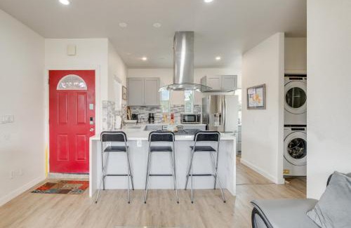 Glendale House | SoCal Escape with Hot Tub, 5 Mi to Universal Studios