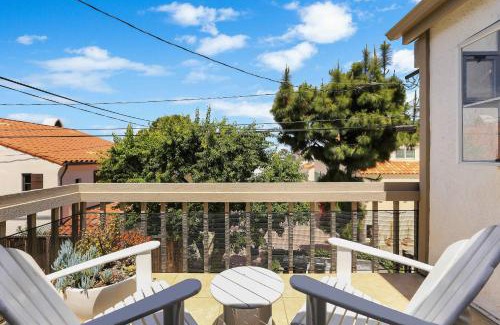 Corona del Mar House | SoCal's Finest Gem on Dahlia