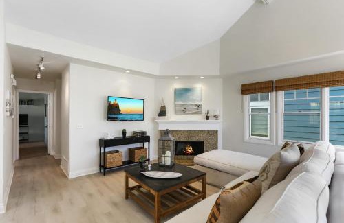 Corona del Mar House | SoCal's Finest Gem on Dahlia
