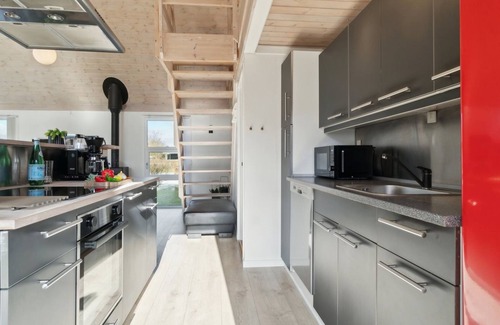 Vibæk Strand House | "Soeren" - 300m from the sea by Interhome