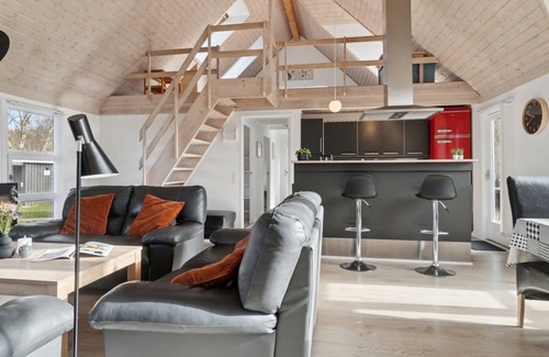Vibæk Strand House | "Soeren" - 300m from the sea by Interhome
