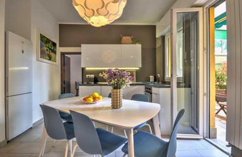 San Lorenzo della Costa Apartment | Sofia al mare Garage Few steps from the beach