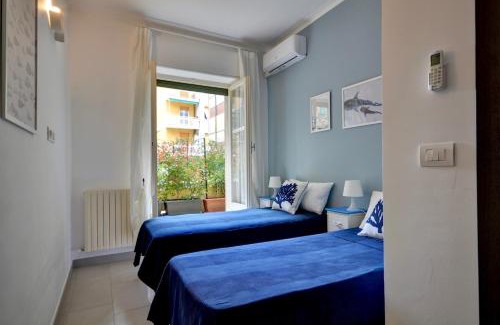 San Lorenzo della Costa Apartment | Sofia al mare Garage Few steps from the beach