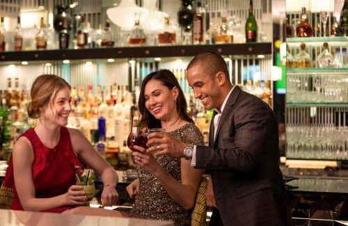 Rush and Division Hotel | Sofitel Chicago Magnificent Mile