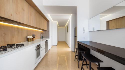 Alta Vista Apartment | SOHO PV - 608 2 BR Condo Luxury View
