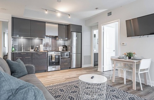Garden District Apartment | Soho Residence Jarvis