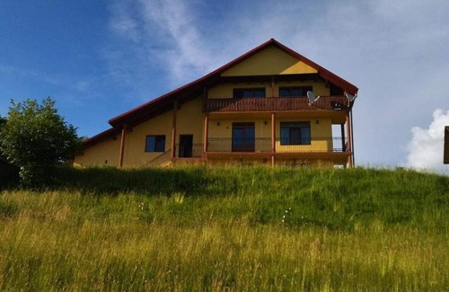 Josenii Bargaului House | Soho Vacation Home