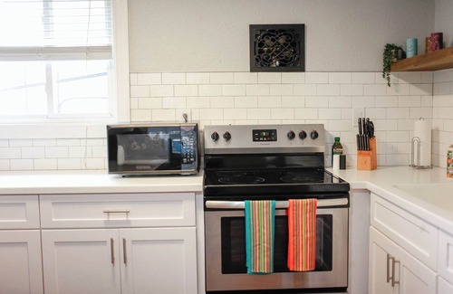 Willoughby Spit Apartment | Sojourn Beach Suite 2 BR 2 BA at Beach Cottages