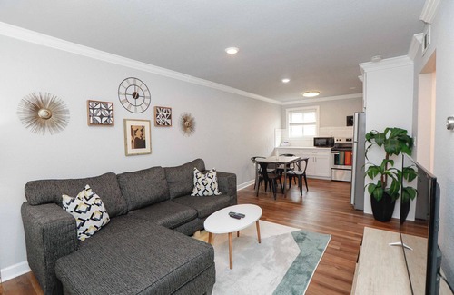 Willoughby Spit Apartment | Sojourn Beach Suite 2 BR 2 BA at Beach Cottages