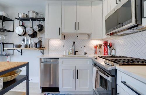 Le Droit Park Apartment | Sojourn Condo in NW DC 2 blocks to Shaw Metro