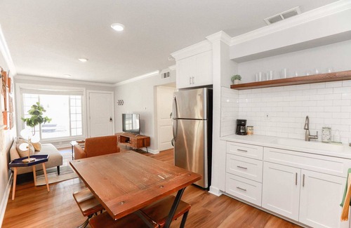Willoughby Spit Apartment | Sojourn Ocean Suite 2 BR 2 BA at Near Beach