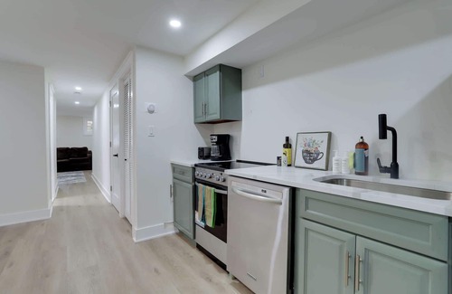 Washington Apartment | Sojourn Renovated in Capitol Hill Hideaway