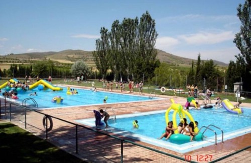 Munebrega Apartment | Sol apartment ideal for large families and to visit the Monasterio de Piedra.