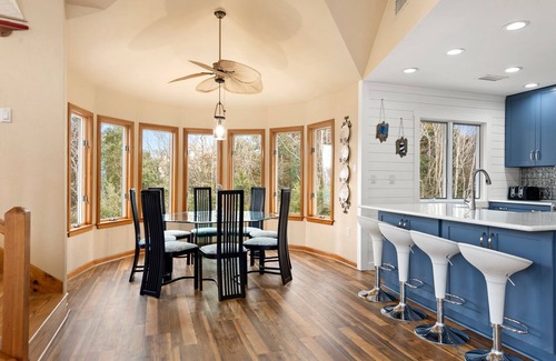 Monteray Shores House | Sol Mate: Great Community Amenities, Private Pool, Hot Tub, Dog-friendly