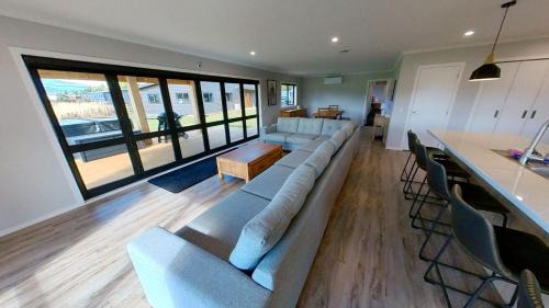 Ohakune House | Solar on Snowmass Red Door