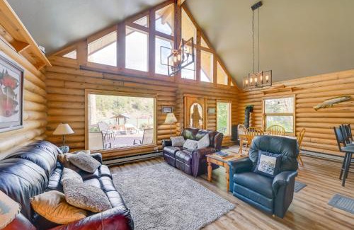 Funny River House | Soldotna Fishing Lodges with Dock on Kenai River!