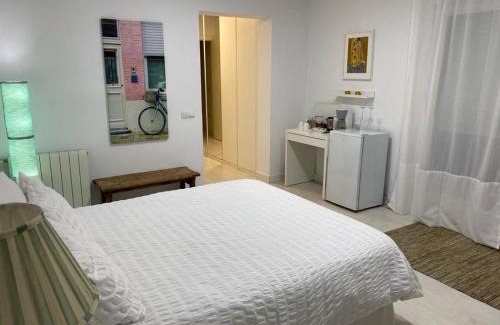 Montequinto House | Soleada,amplia con baño privado