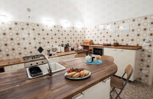 Centro Storico Apartment | Solglime: Spacious Holiday Apartment with Terrace