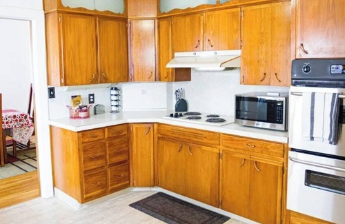 Pueblo House | Solid Ancestral Brick Historic Mesa Junction