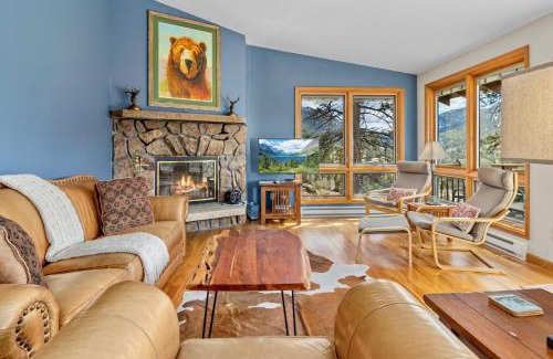 Windcliff Estates House | Solitude Vacation Home at Windcliff home