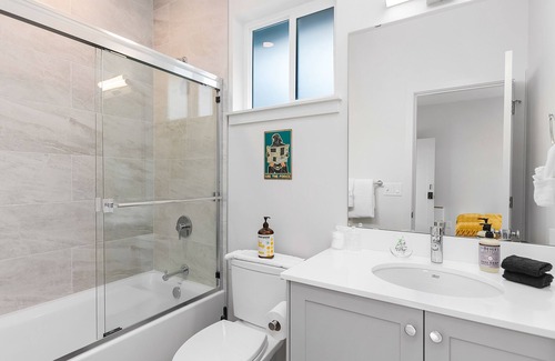 North Queen Anne House | Solo's Smuggler Suite