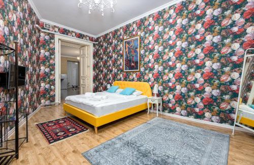 Sololaki Apartment | Sololaki Rooms