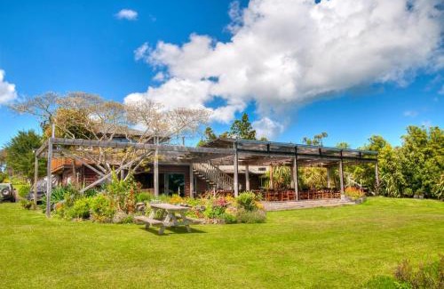 Raglan Cabin | Solscape